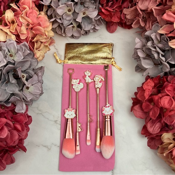 Aristocats Marie the Cat Rose Gold 5 Piece Makeup Brush Set - Picture 4 of 17